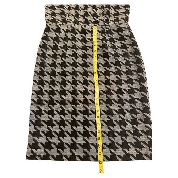 AA Studio AA Dress Audrey Hepburn style dress with cap sleeves. - Picture 5 of 6